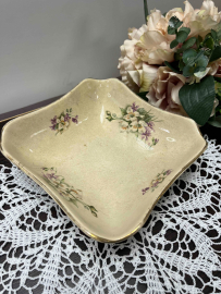 Пиала квадратной формы Дулевский ФЗ 1926-1929гг. Фаянс с цветочной деколью. Антиквариат. Картинка 1